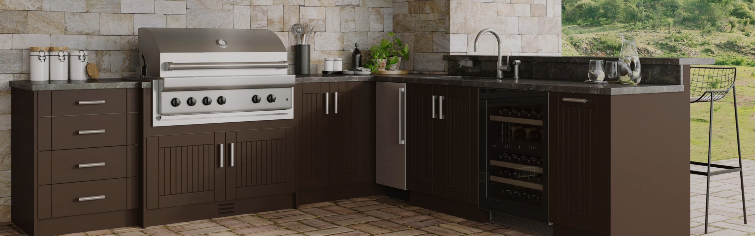 Outdoor tile in an outdoor kitchen